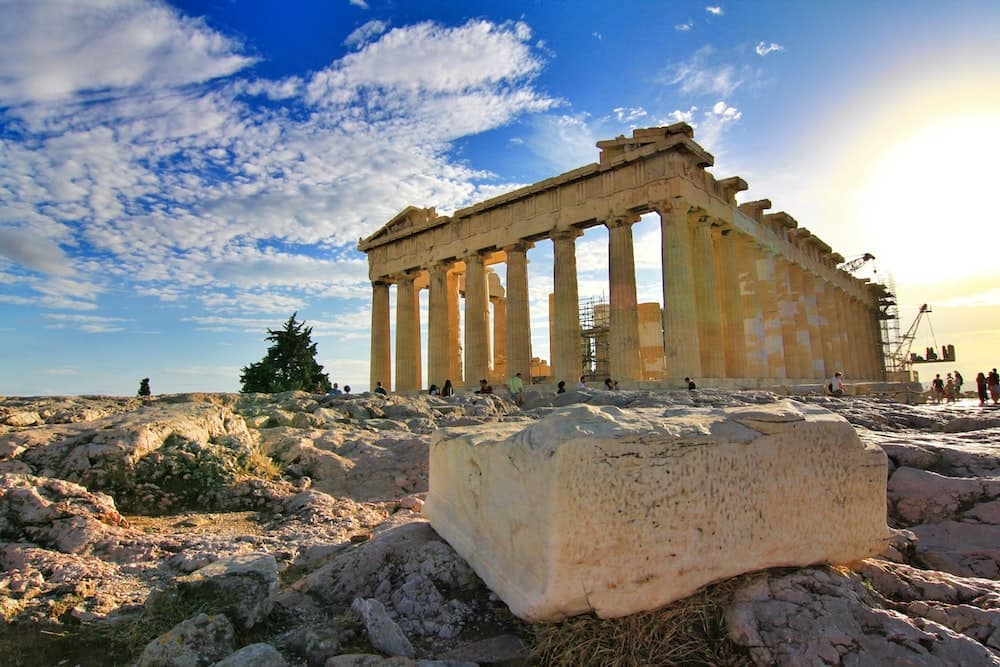 Modern Greece: A Tapestry of Heritage
