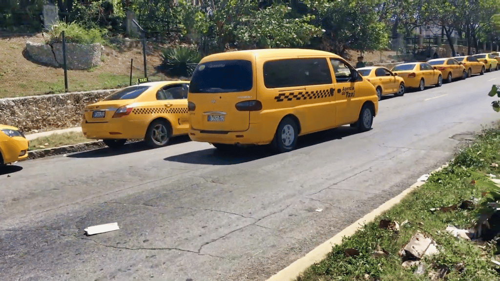Taxis: Convenience and Flexibility