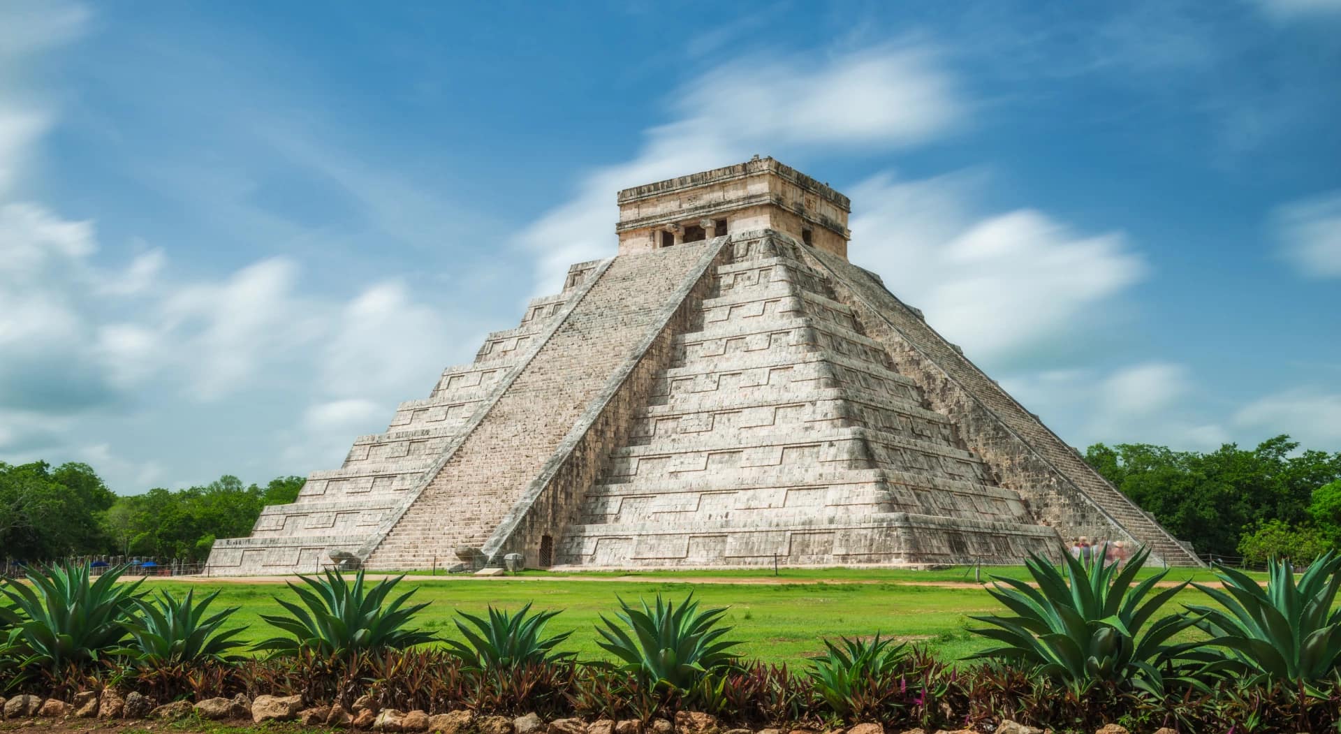 Chichen Itza: Ancient Mayan Marvel
